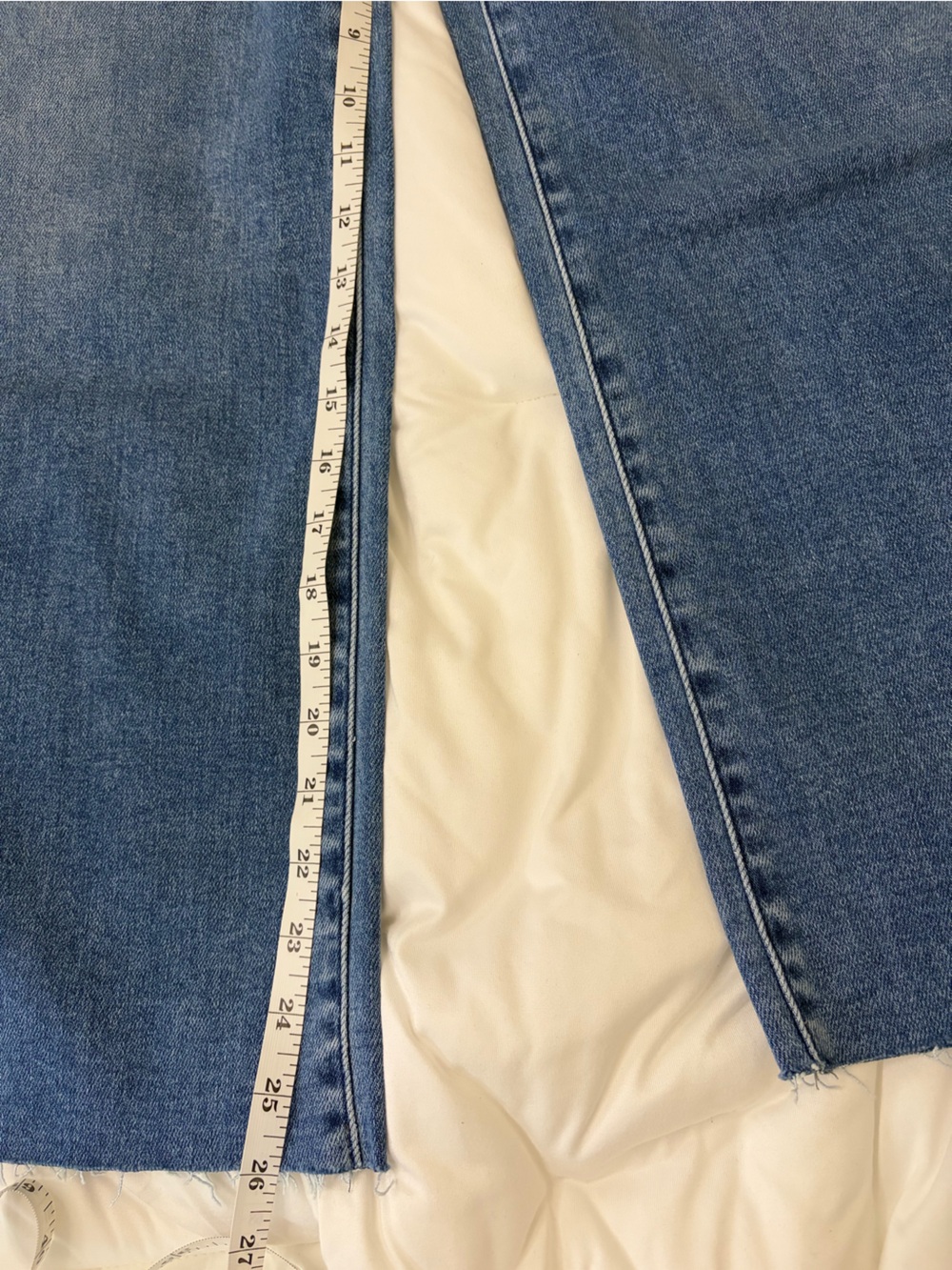 NWT PAIGE Anessa Quincy Pocket Raw Hem Wide Leg Jeans Veritas 29 - Picture 13 of 16